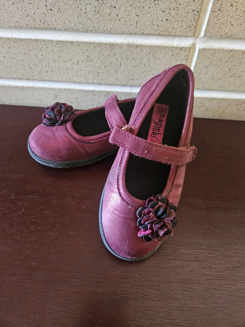 Rachel Shoes Shimmery Burgundy Mary Janes with Flower Accent | Toddler | Size 11